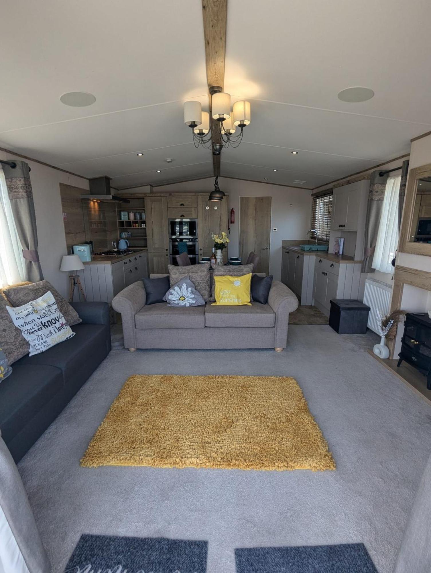Stunning Caravan With Panoramic Views Weymouth Littlesea Haven Wyke Regis ภายนอก รูปภาพ