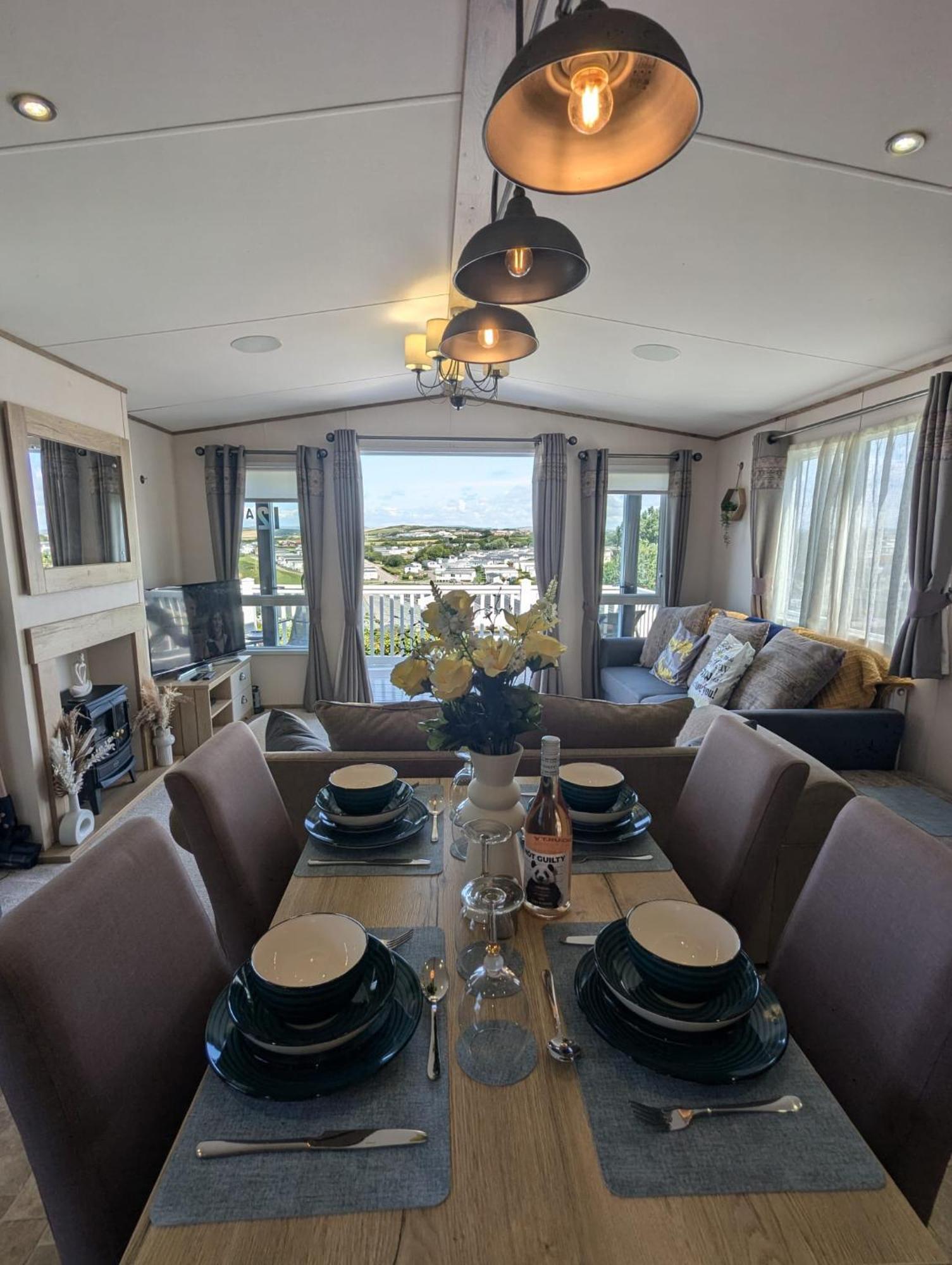 Stunning Caravan With Panoramic Views Weymouth Littlesea Haven Wyke Regis ภายนอก รูปภาพ